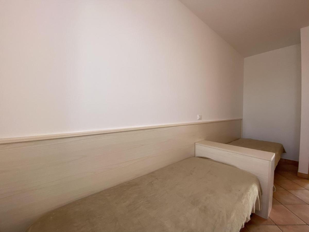 カヴァッリーノ・トレポルティImmobiliare Jvl - Le Ginestreアパートメント エクステリア 写真